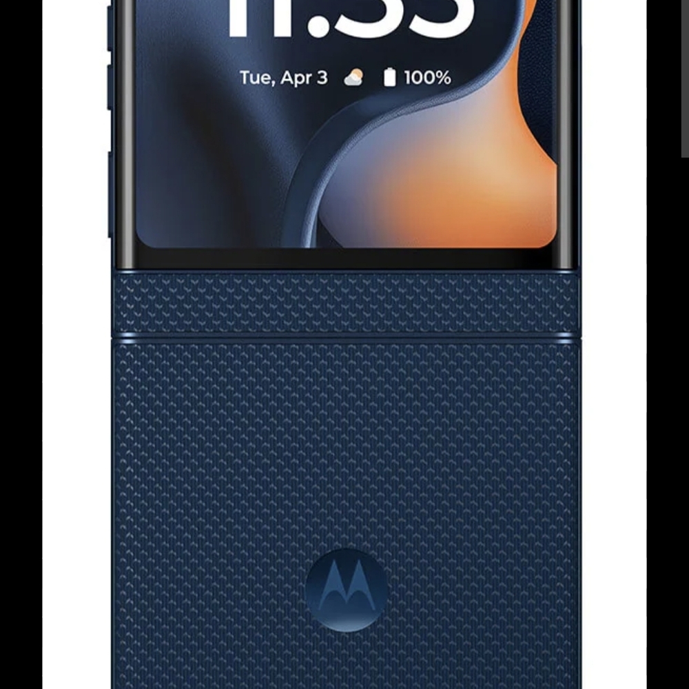 Motorola Razor 2025 Smartphone in Blue